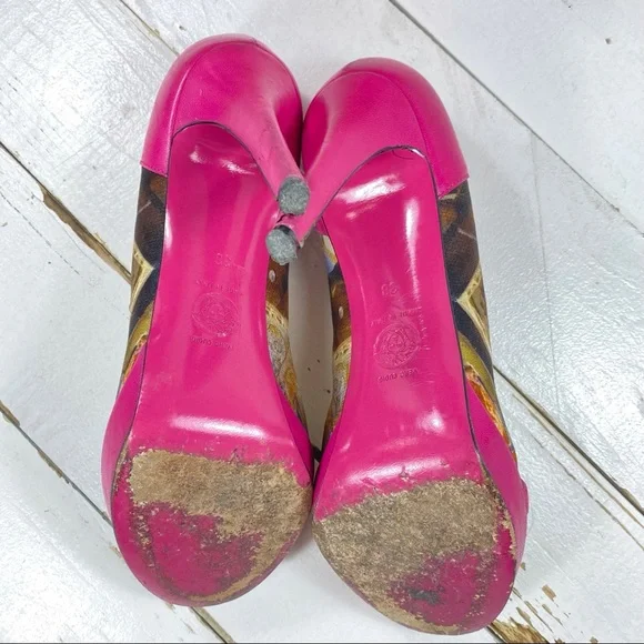 Versace Pink Round-Toe Pumps